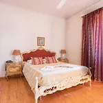Archontiko Petrettini Boutique Hotel
